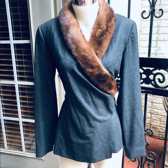 MAX MARA MINK FUR COLLAR WRAP JACKET - Picture 4 of 8